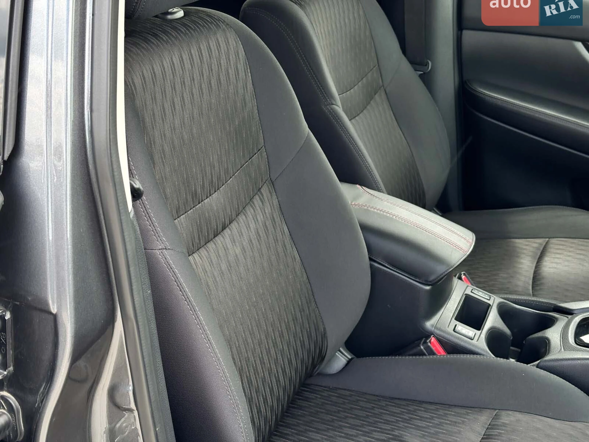 2019 Nissan Rogue - мініатюра 41
