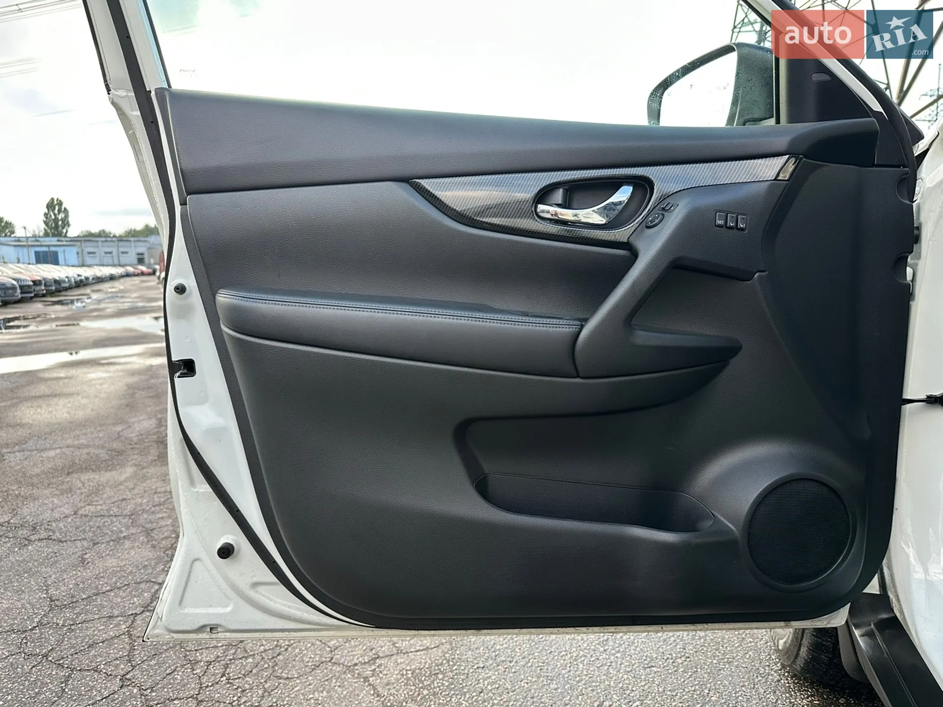 2016 Nissan Rogue - мініатюра 15