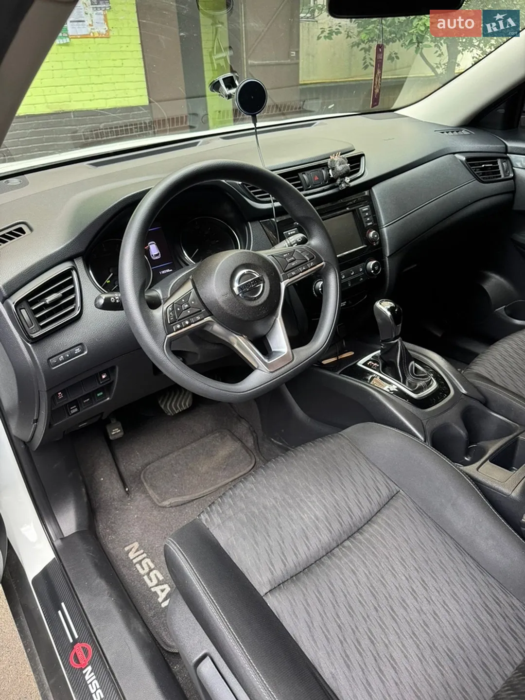 2018 Nissan Rogue - мініатюра 8