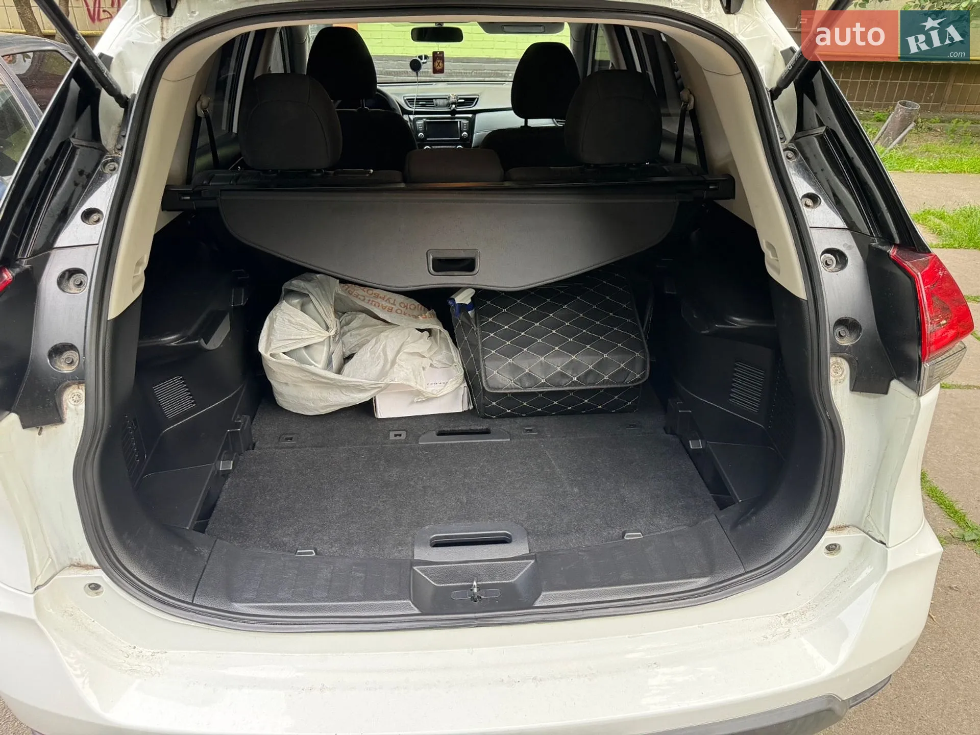 2018 Nissan Rogue - мініатюра 13