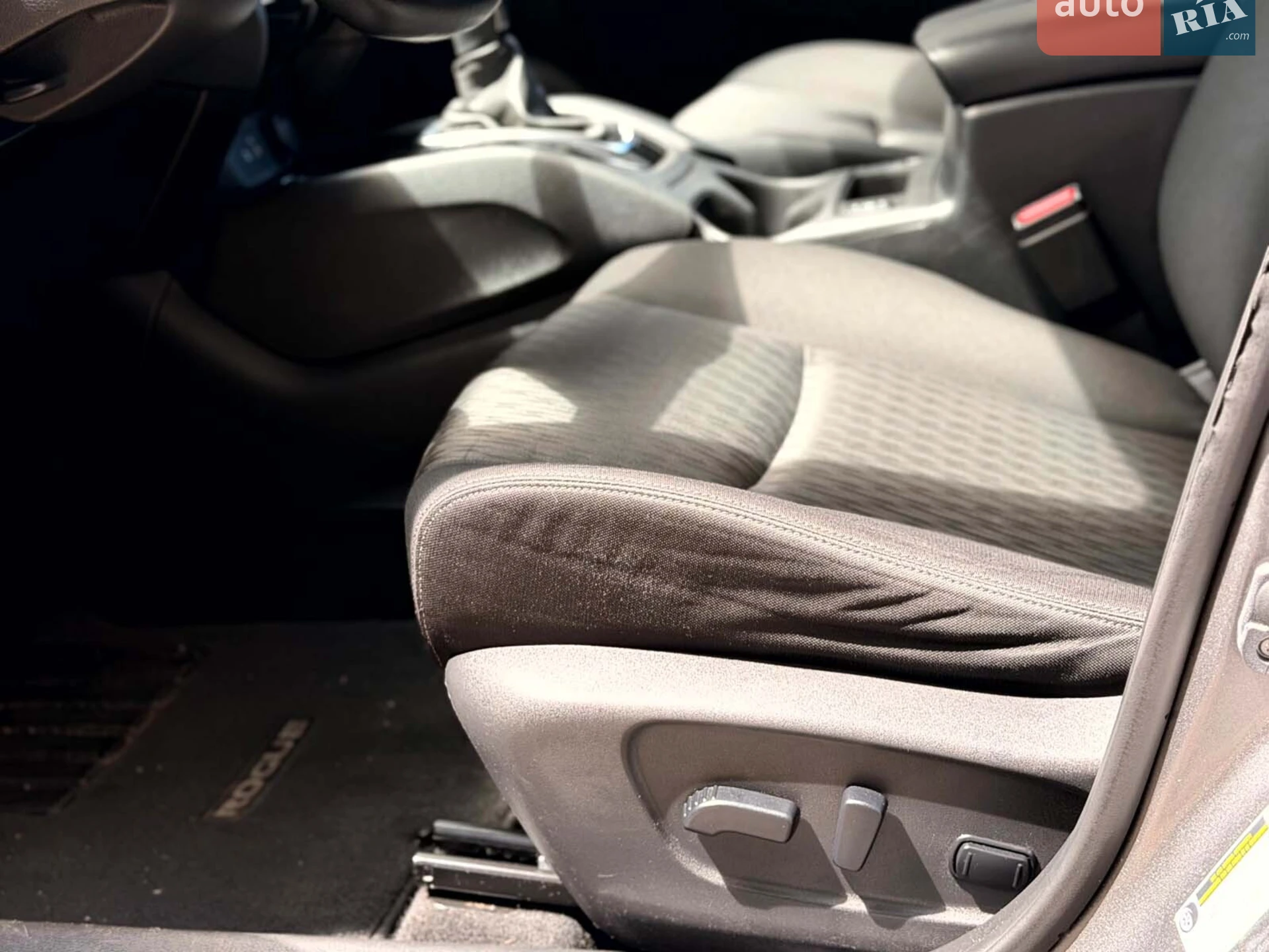 2019 Nissan Rogue - мініатюра 11