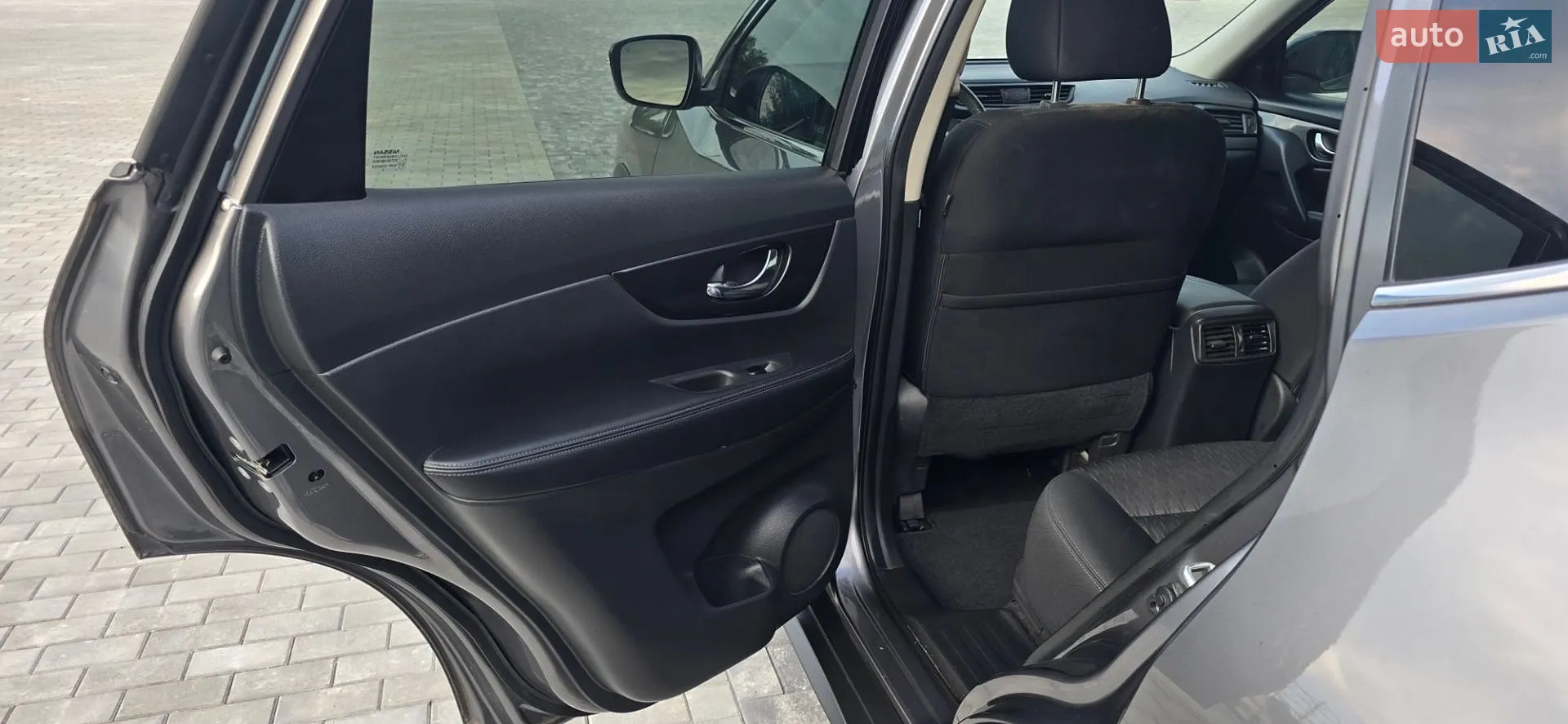 2019 Nissan Rogue - мініатюра 11