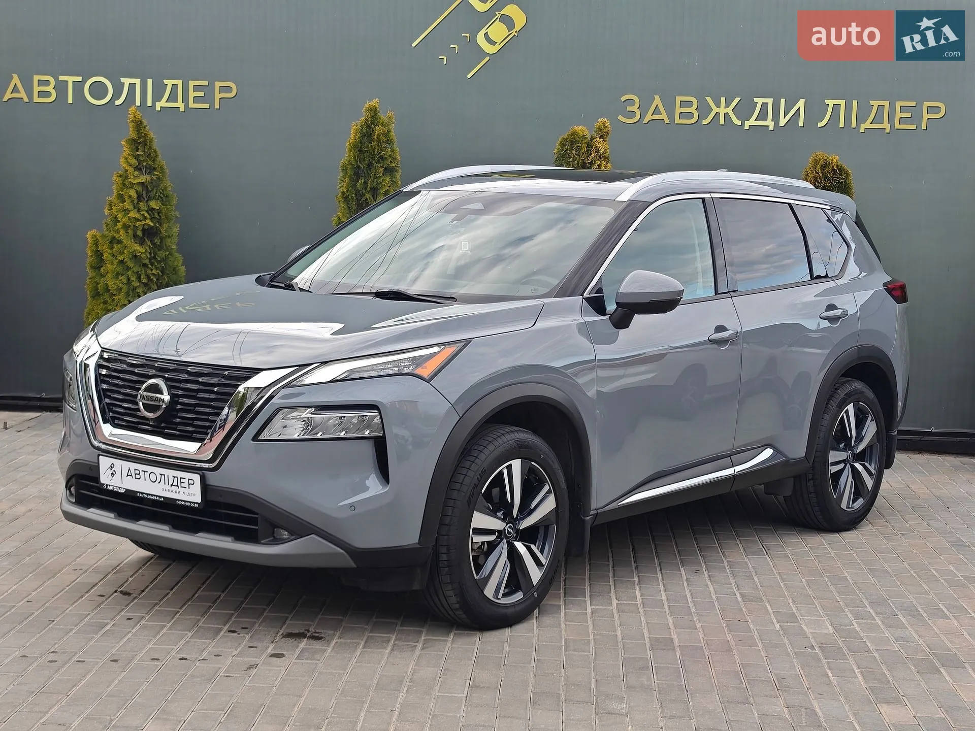 2020 Nissan Rogue - фото 1