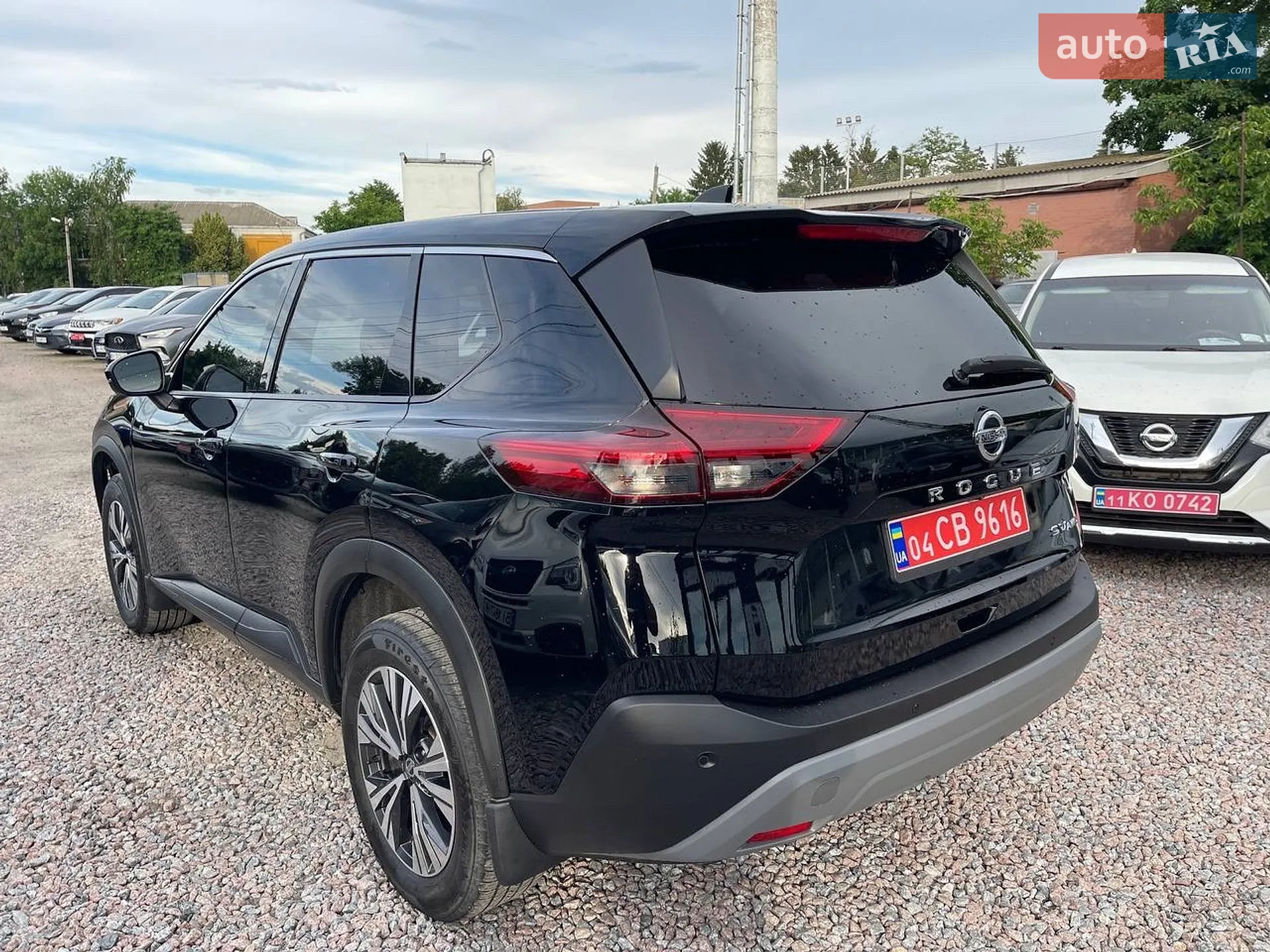 2021 Nissan Rogue - мініатюра 4