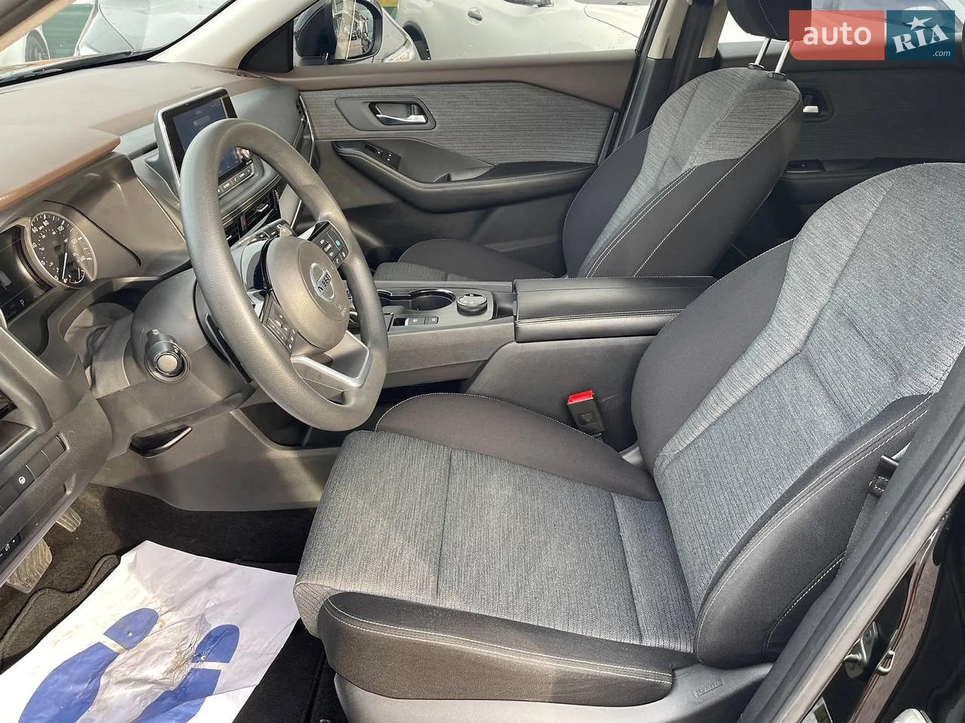 2021 Nissan Rogue - мініатюра 21