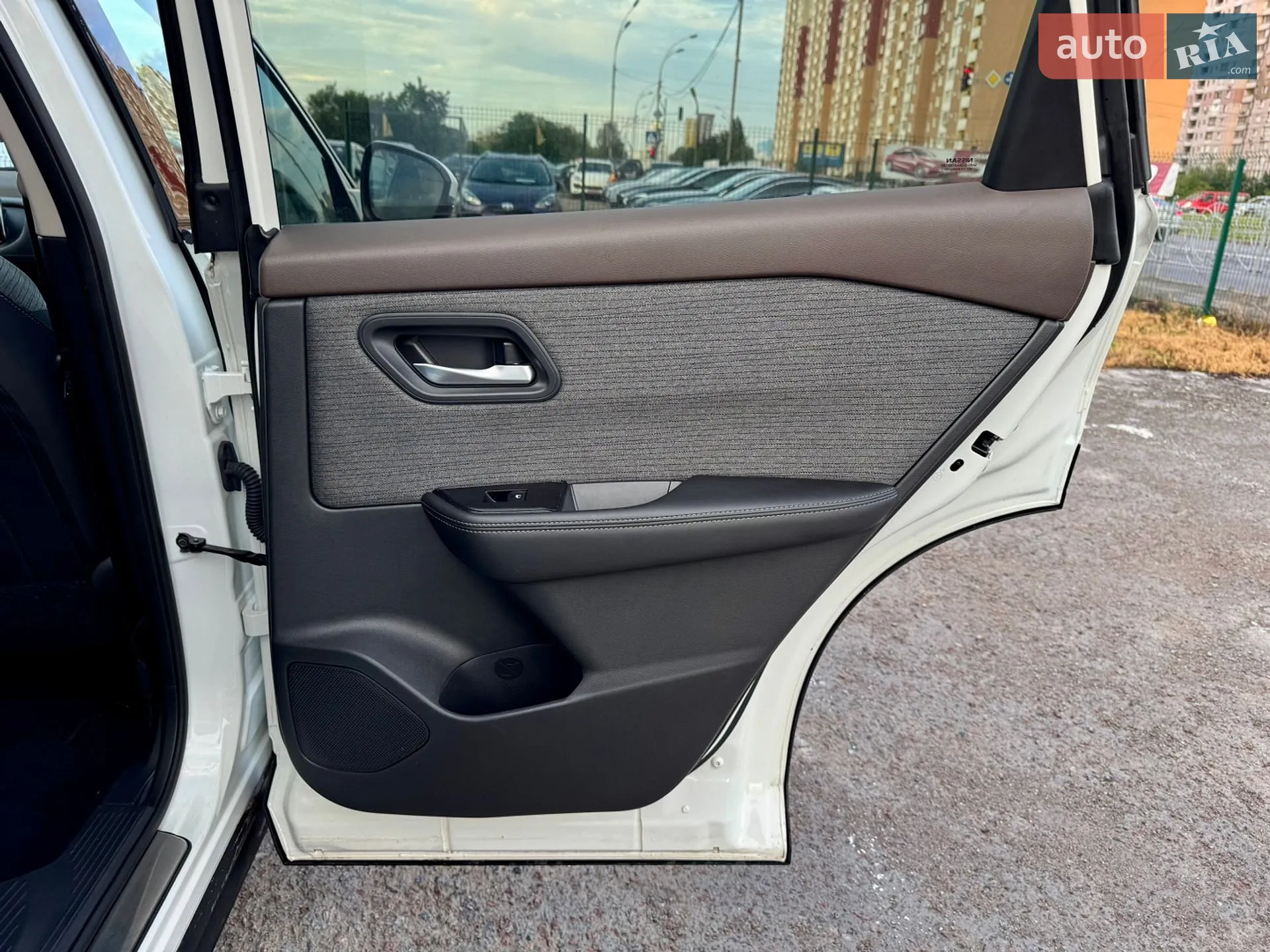 2021 Nissan Rogue - мініатюра 40