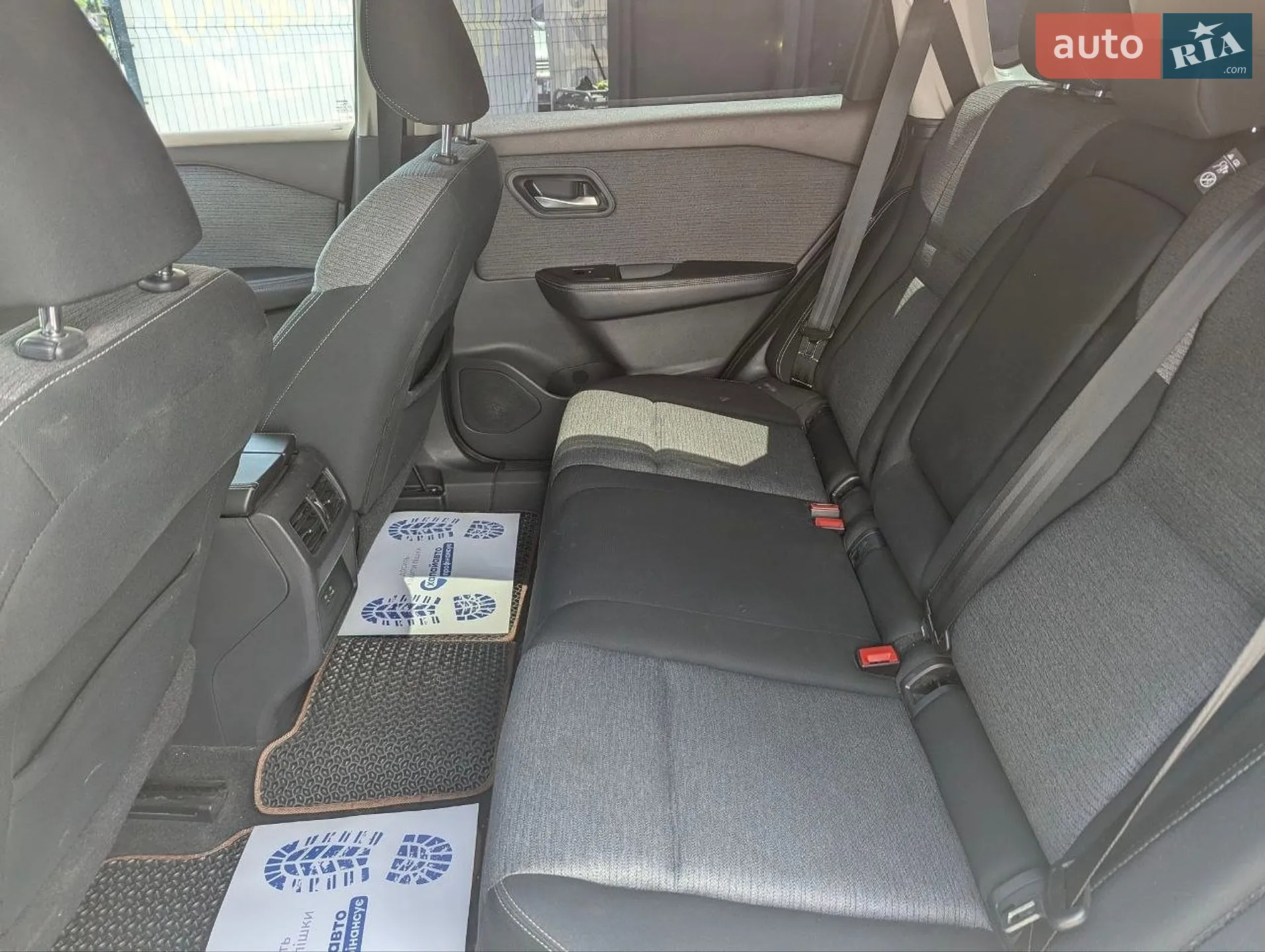 2021 Nissan Rogue - мініатюра 17