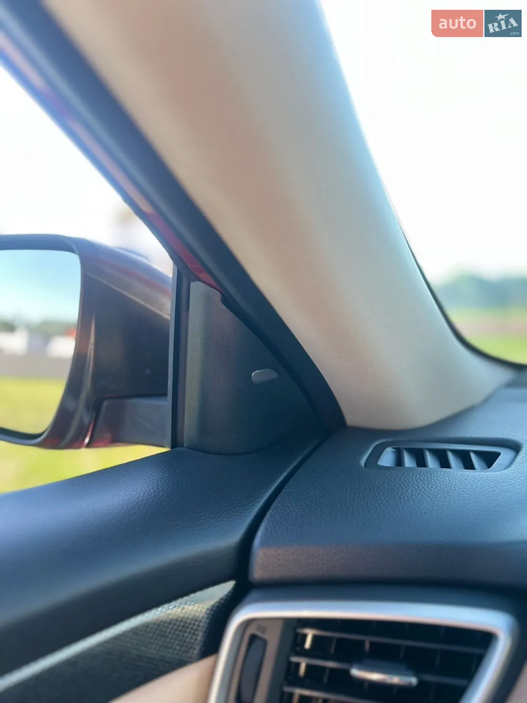2016 Nissan Rogue - мініатюра 19