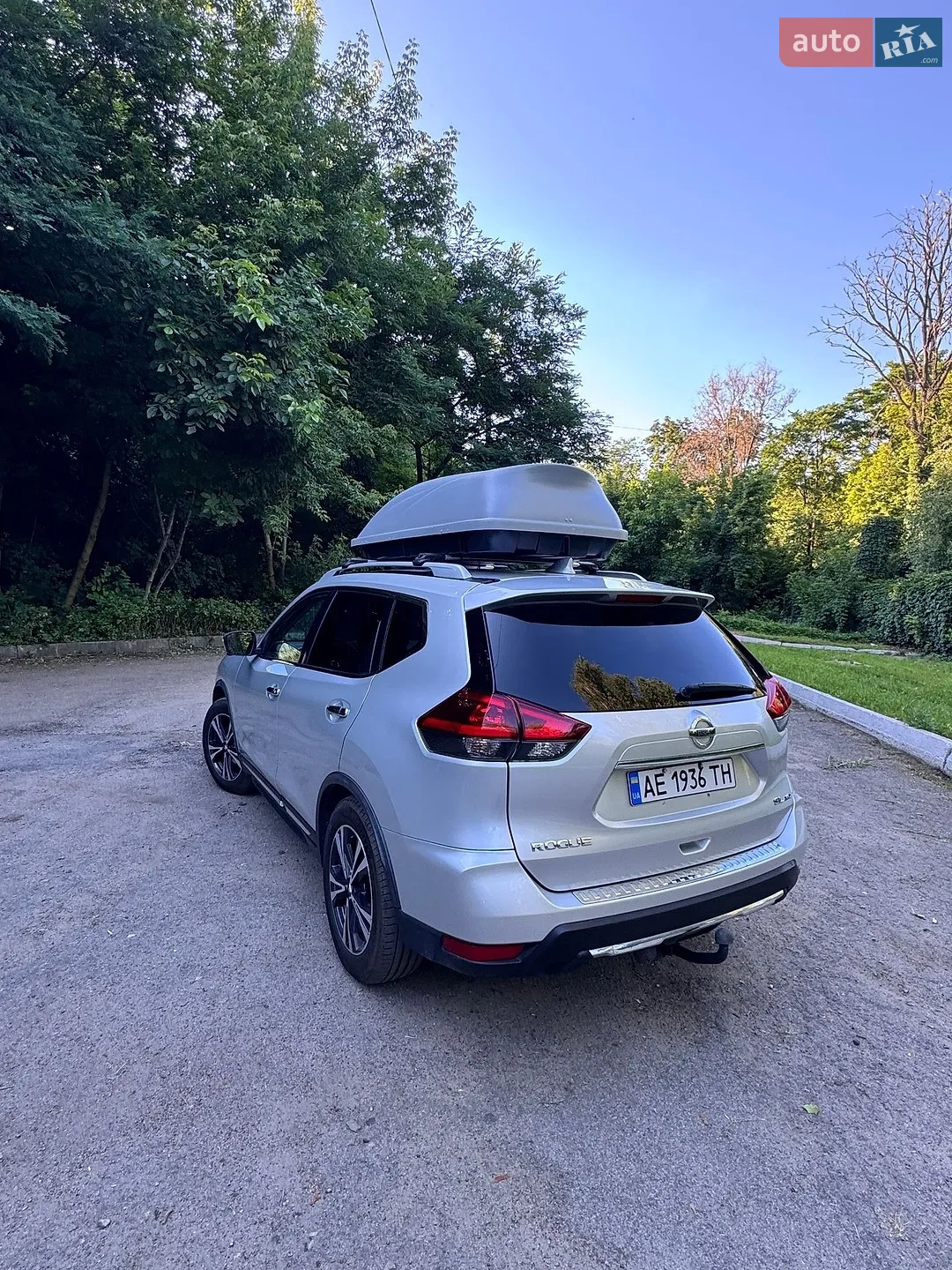 2017 Nissan Rogue - мініатюра 2