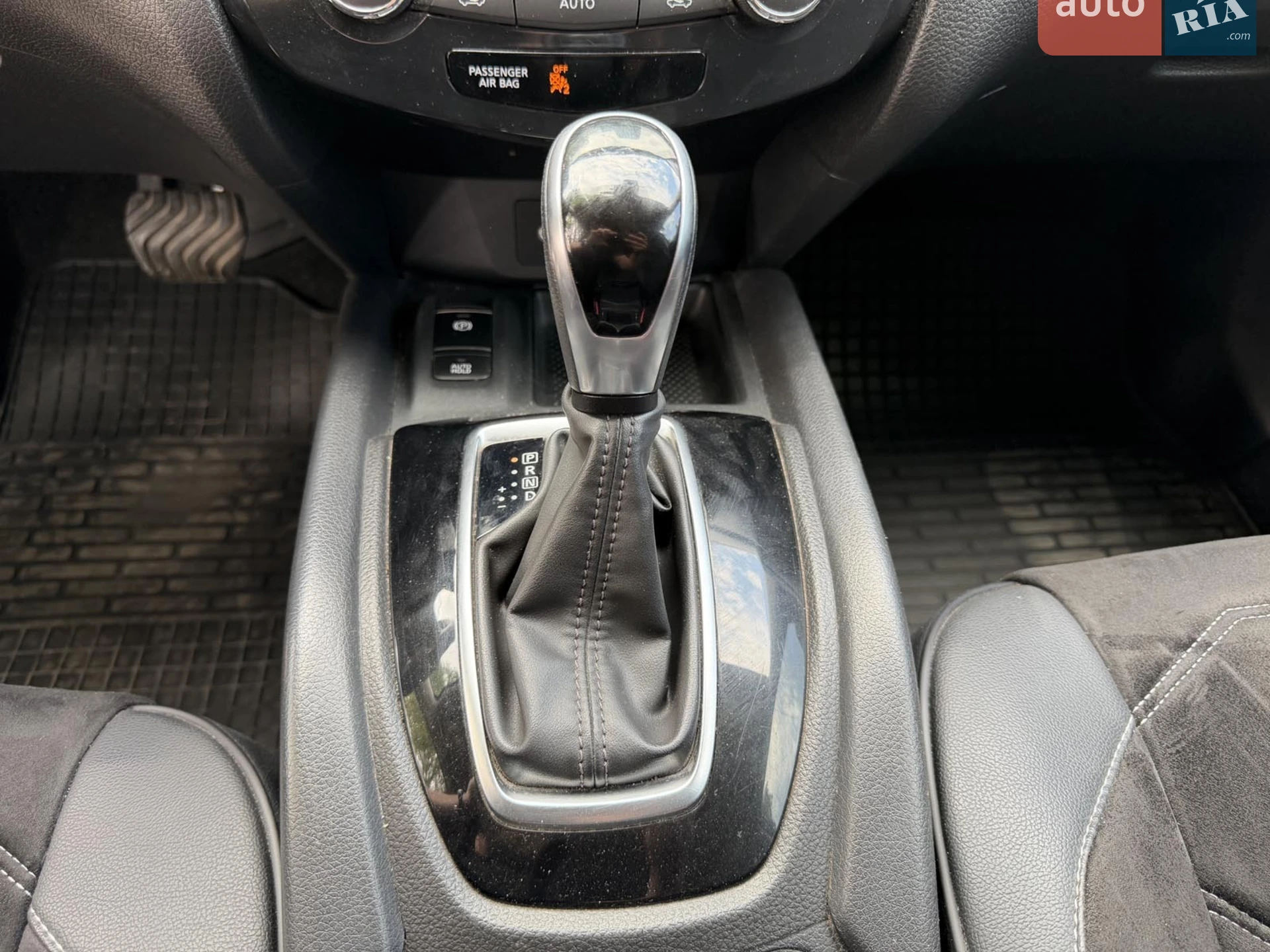 2019 Nissan Rogue - мініатюра 26