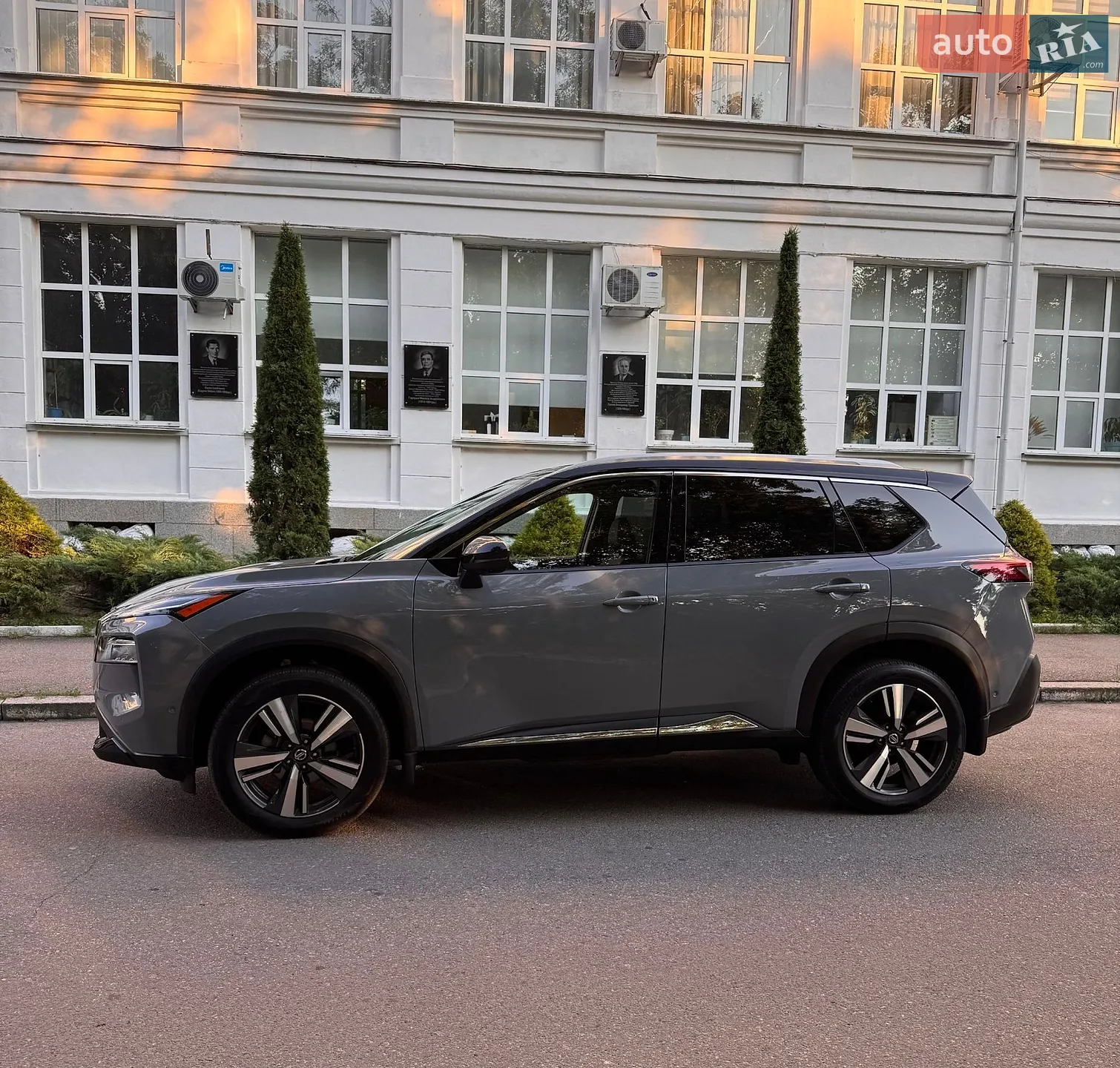 2021 Nissan Rogue - мініатюра 8