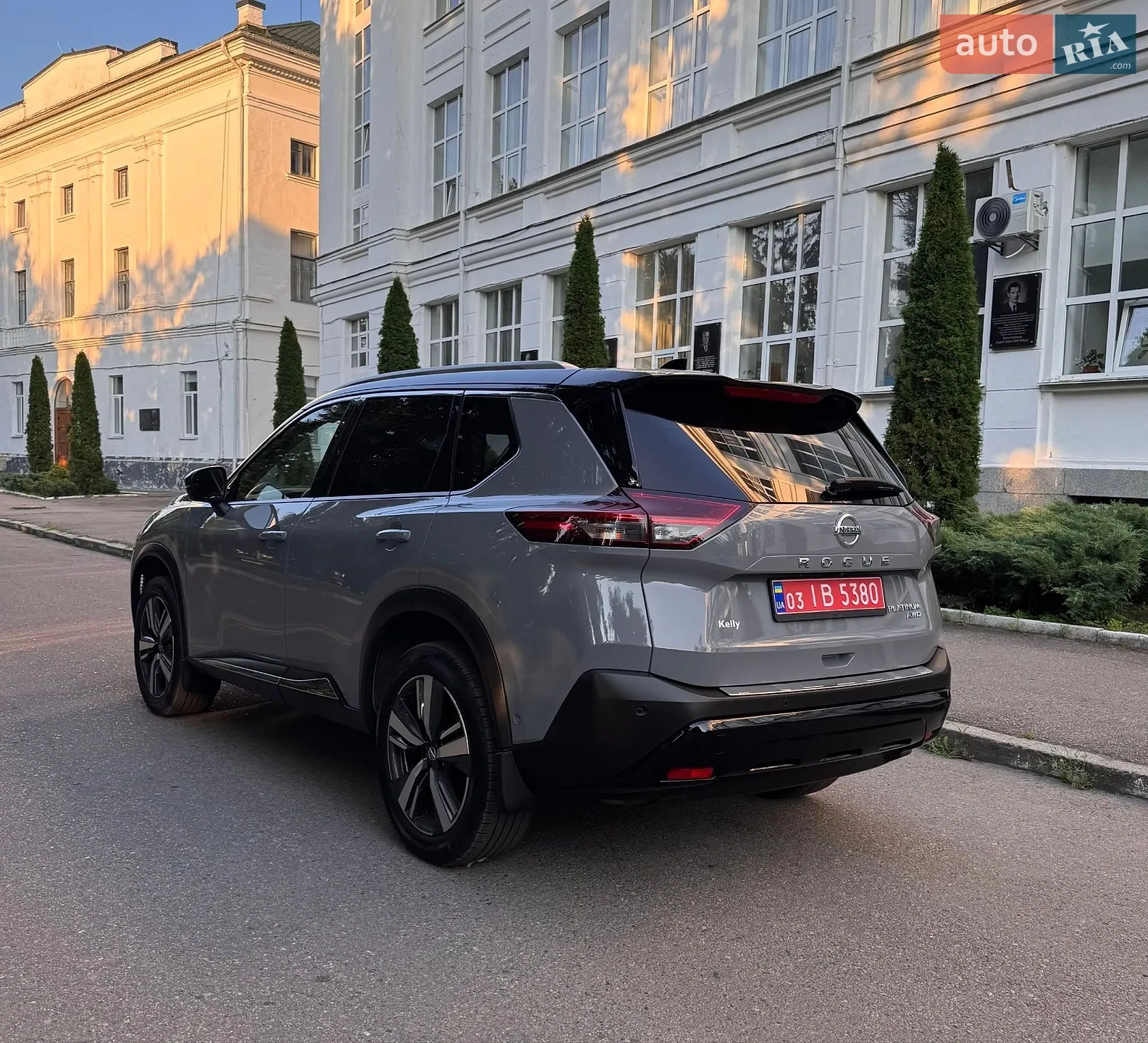 2021 Nissan Rogue - мініатюра 10