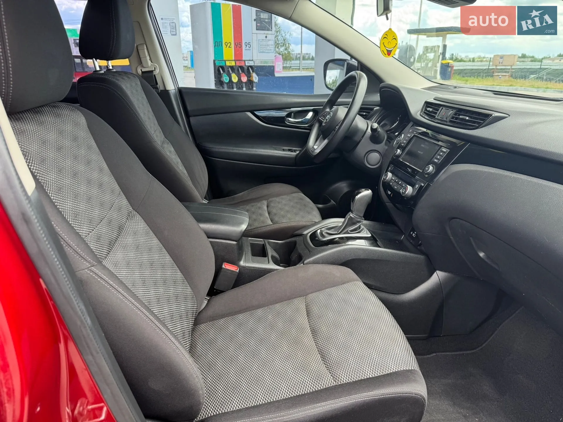 2019 Nissan Rogue - мініатюра 15