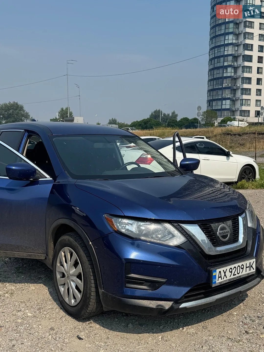 2017 Nissan Rogue - мініатюра 4