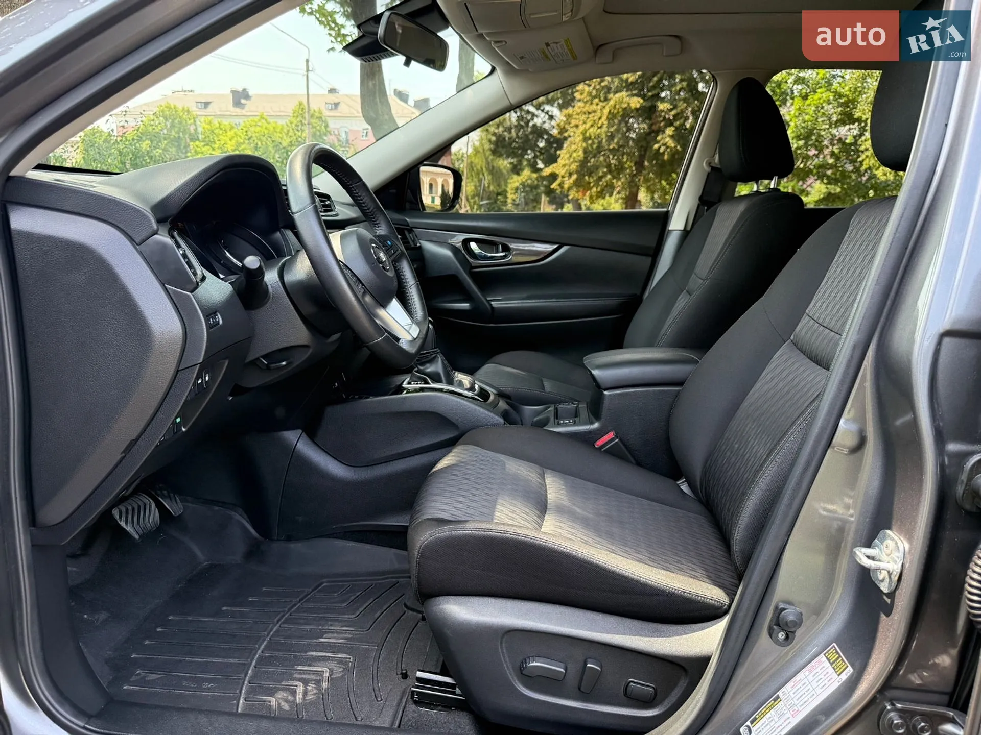 2019 Nissan Rogue - мініатюра 23
