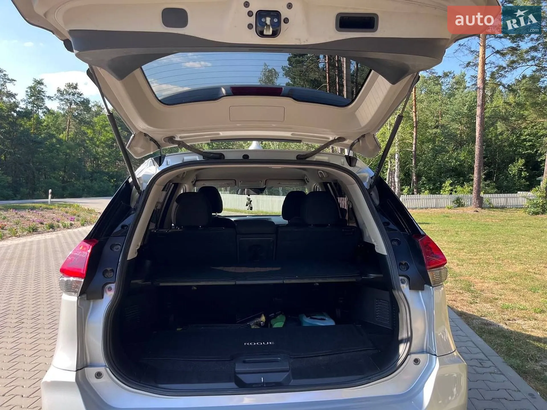 2019 Nissan Rogue - мініатюра 14