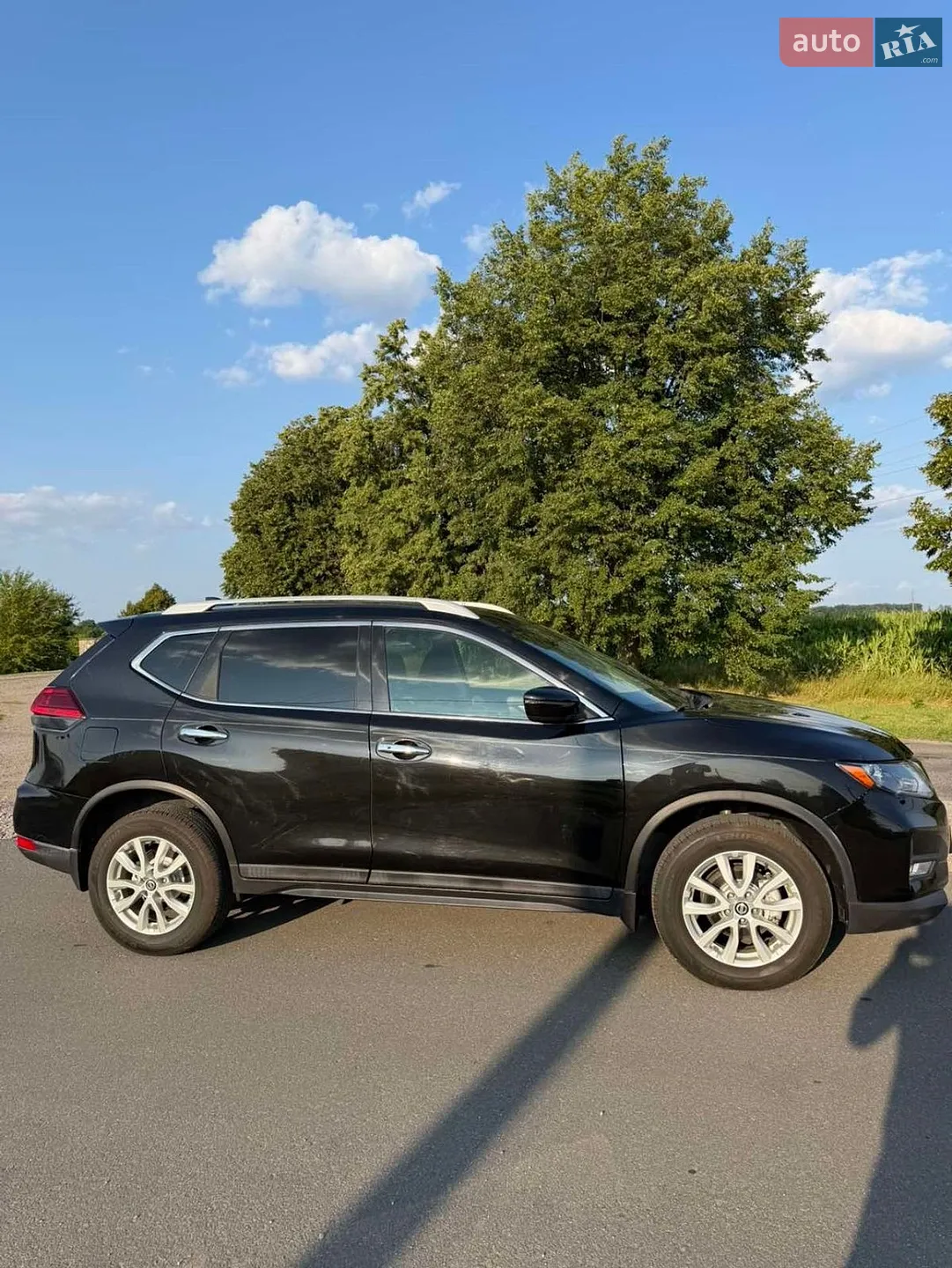 2017 Nissan Rogue - мініатюра 3