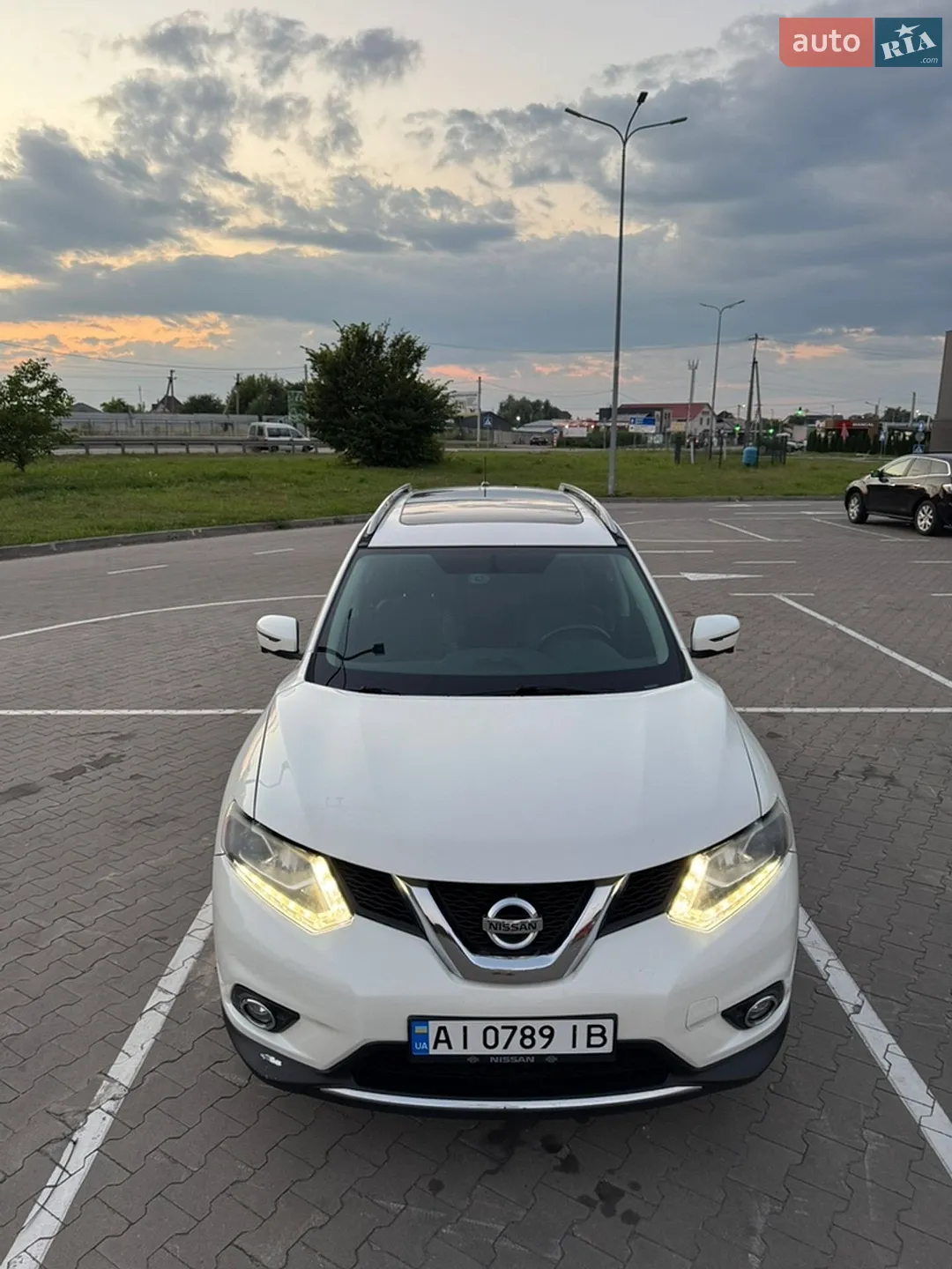 2016 Nissan Rogue - мініатюра 3