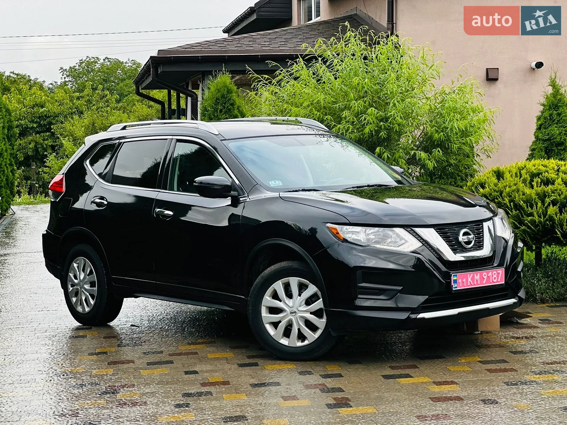 2017 Nissan Rogue - мініатюра 3