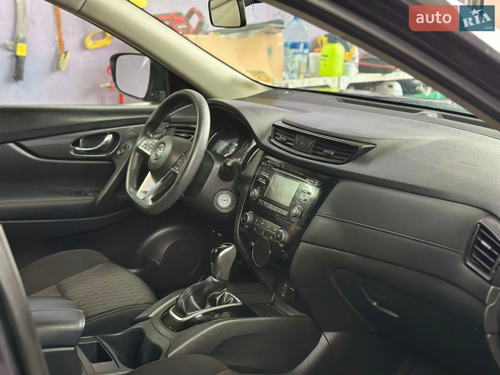 2017 Nissan Rogue - мініатюра 16