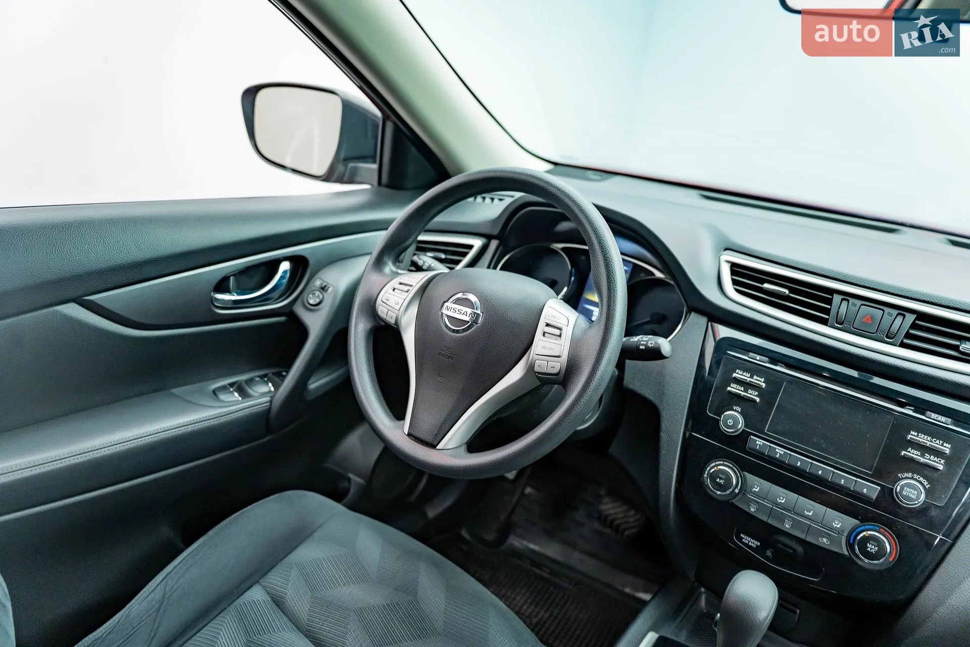 2016 Nissan Rogue - мініатюра 12