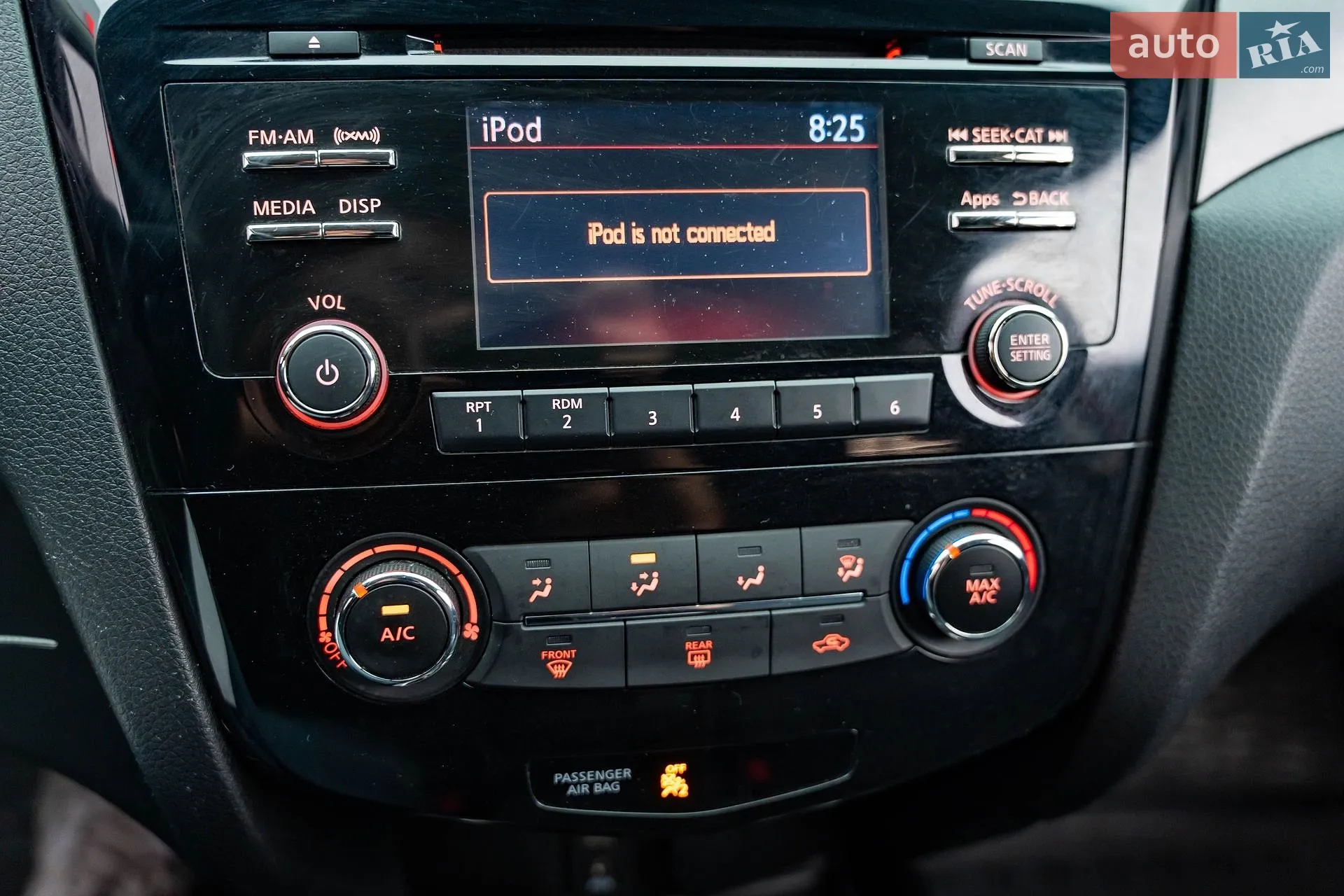 2016 Nissan Rogue - мініатюра 16