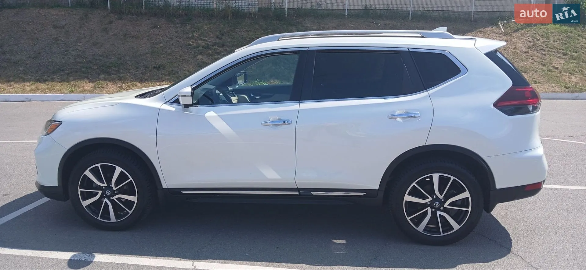 2019 Nissan Rogue - мініатюра 8