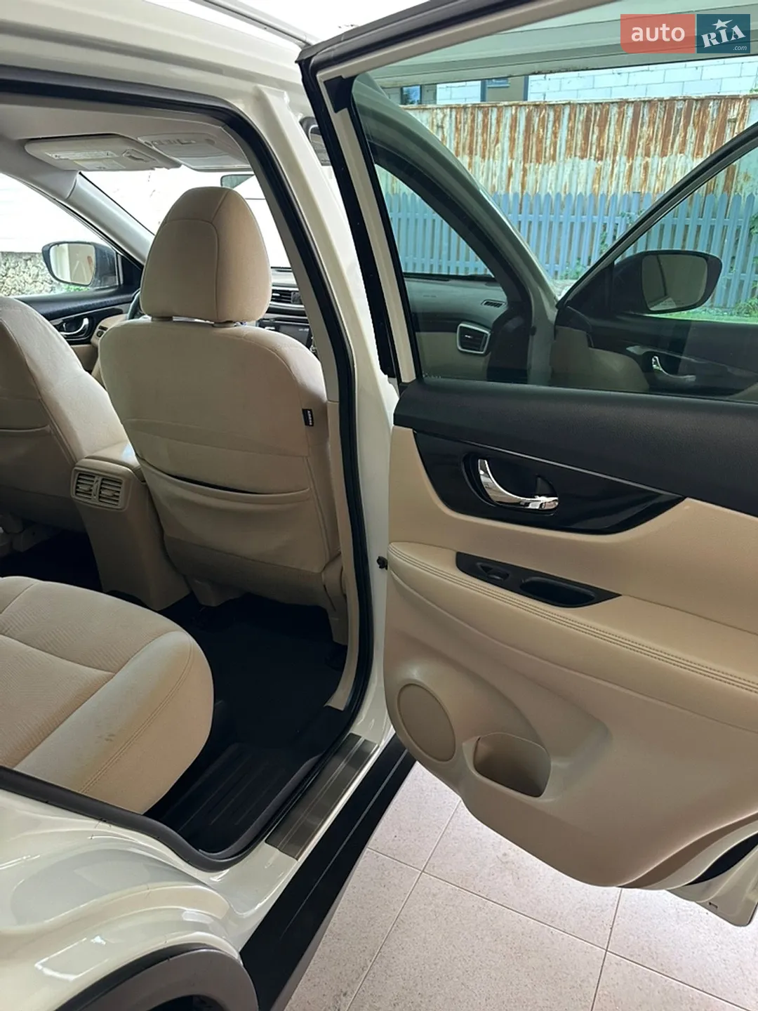 2016 Nissan Rogue - мініатюра 15