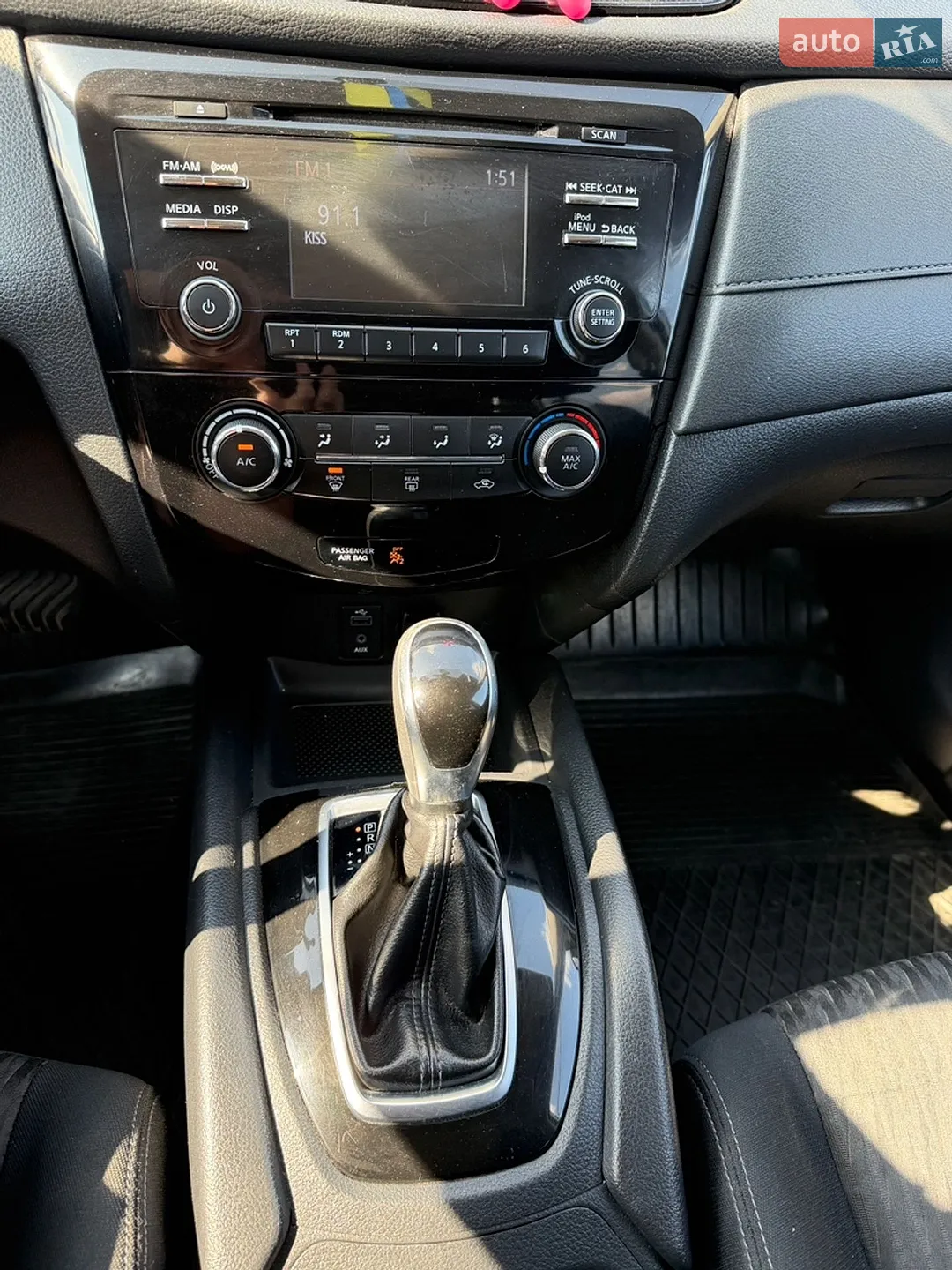 2016 Nissan Rogue - мініатюра 15
