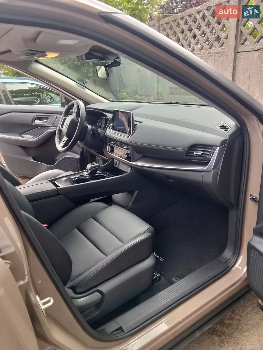 2025 Nissan Rogue - мініатюра 23