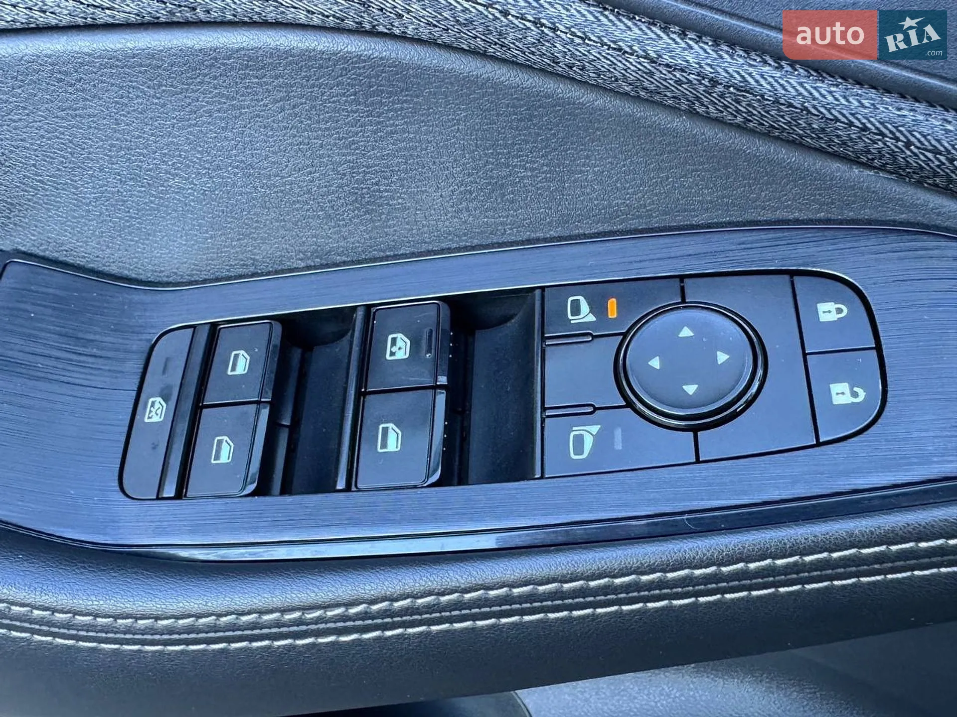 2021 Nissan Rogue - мініатюра 16