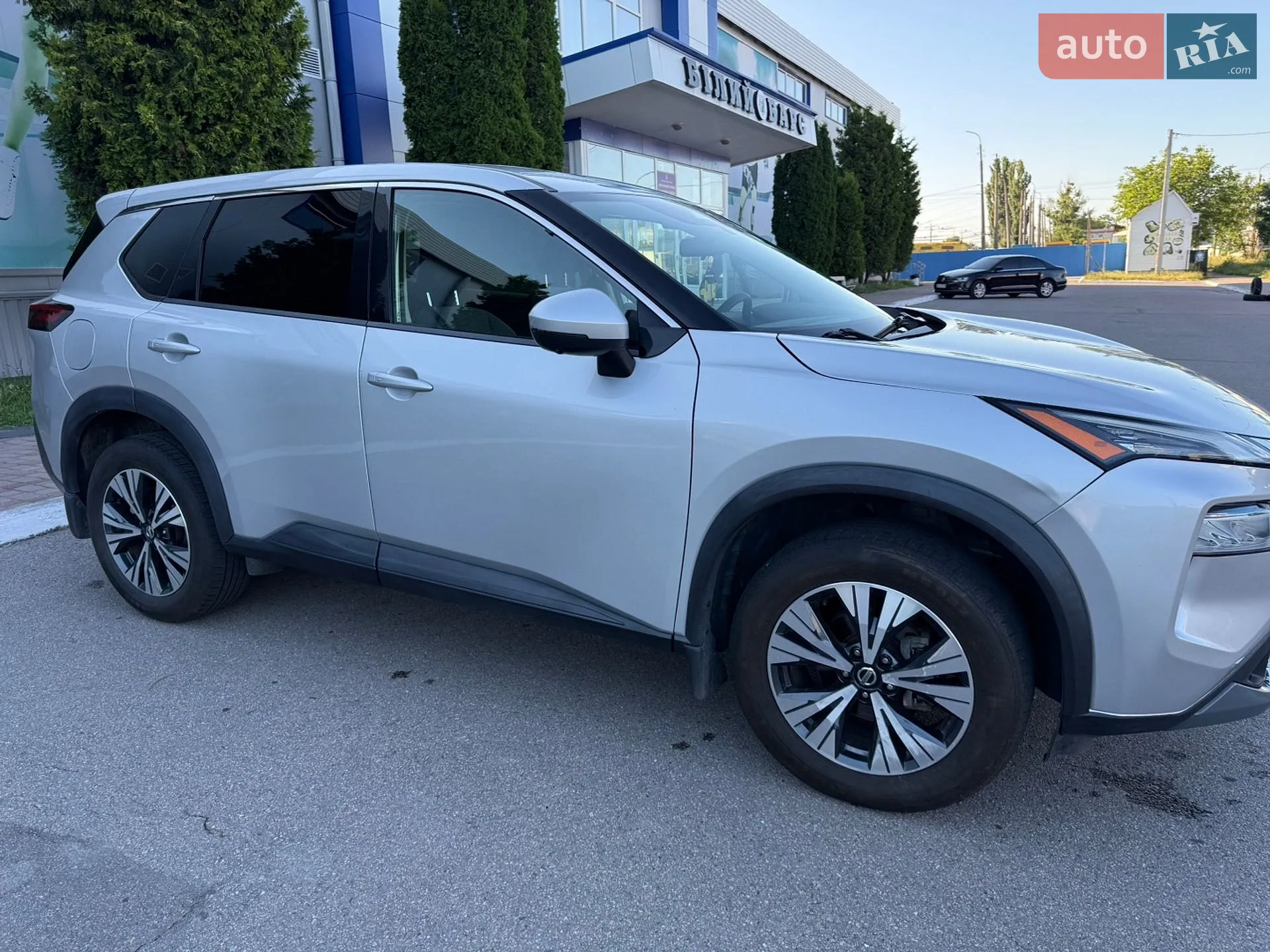 2021 Nissan Rogue - мініатюра 4