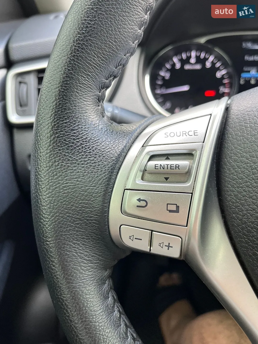 2015 Nissan Rogue - мініатюра 22