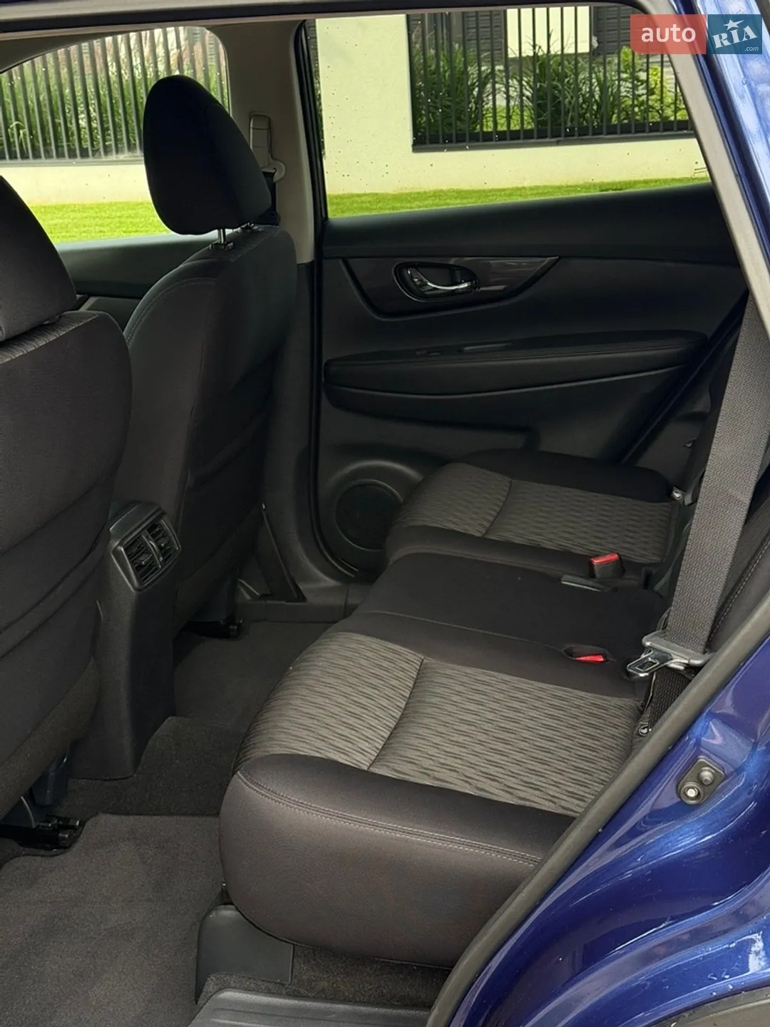 2018 Nissan Rogue - мініатюра 24
