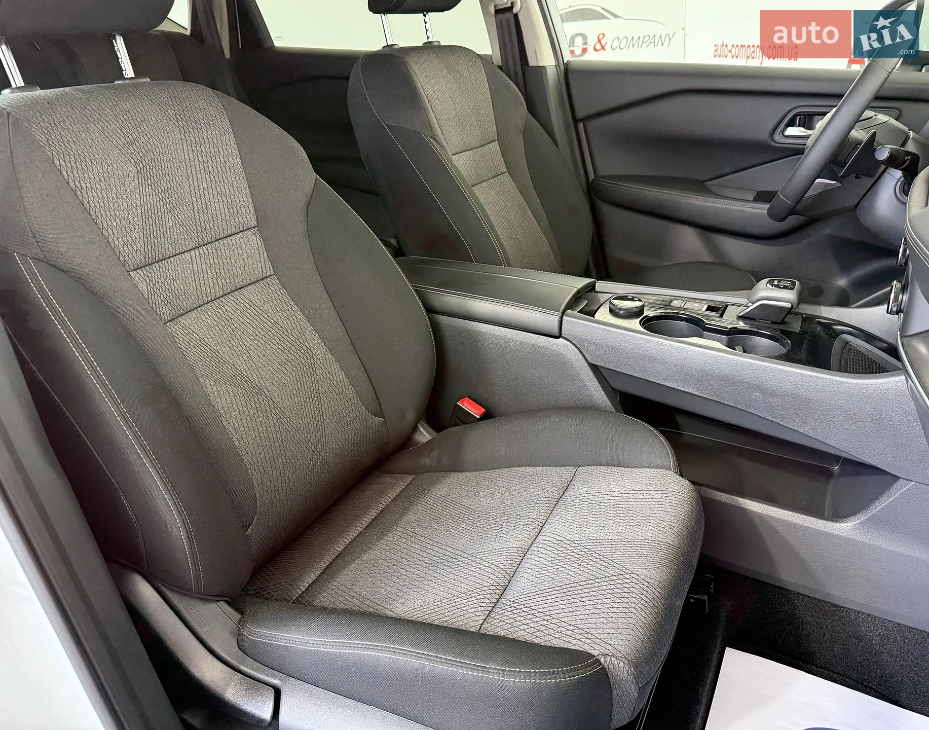 2025 Nissan Rogue - мініатюра 9