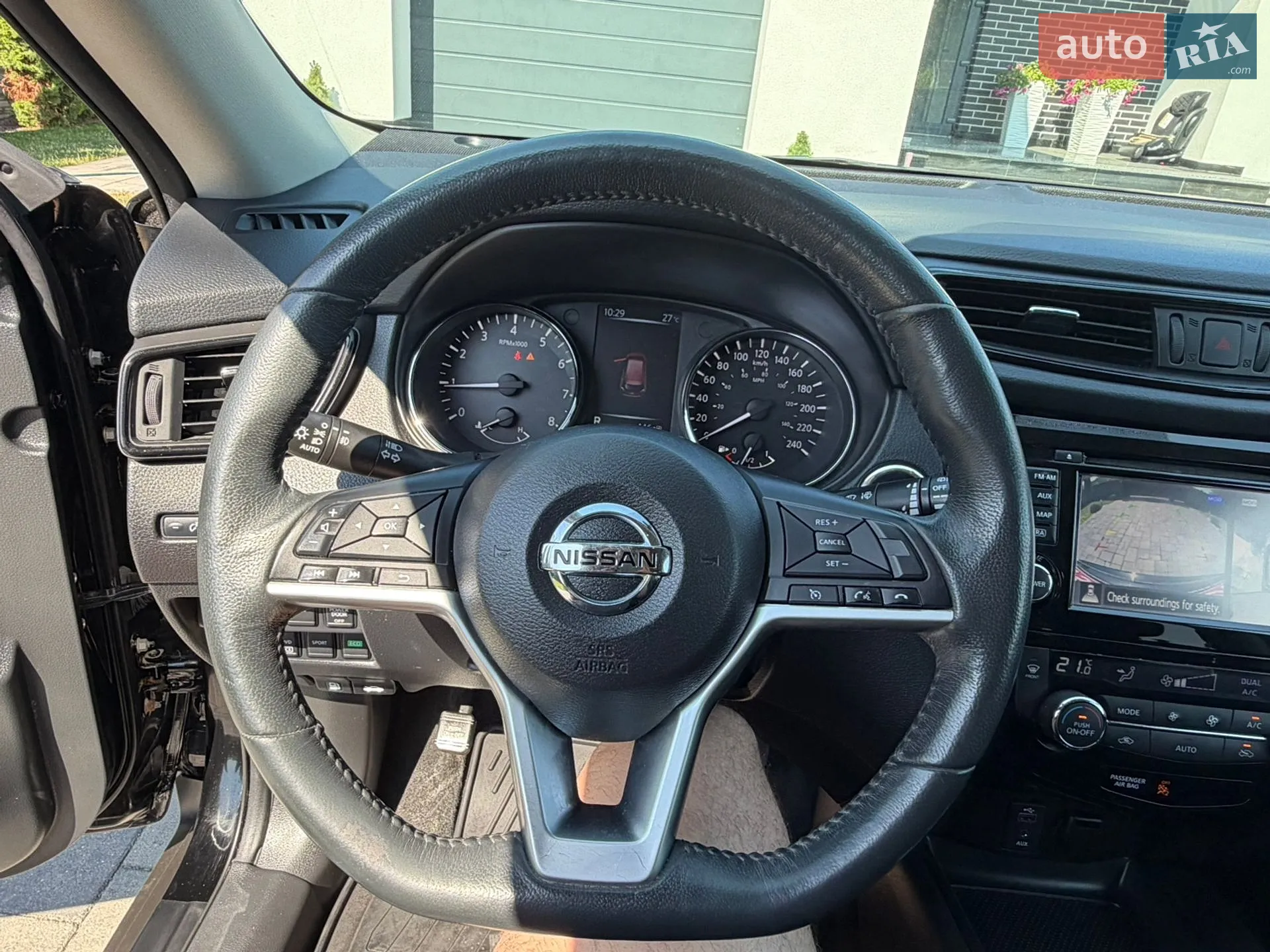 2017 Nissan Rogue - мініатюра 28