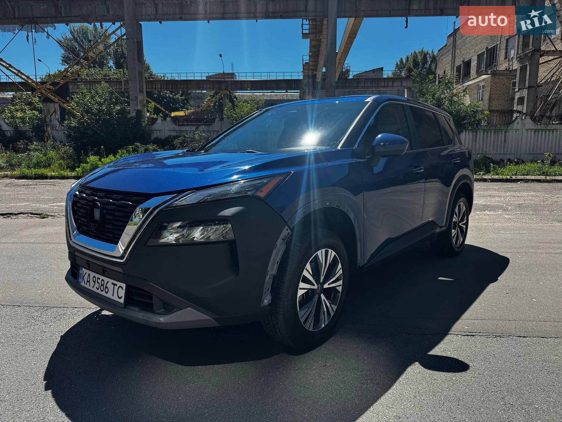 2023 Nissan Rogue - фото 1