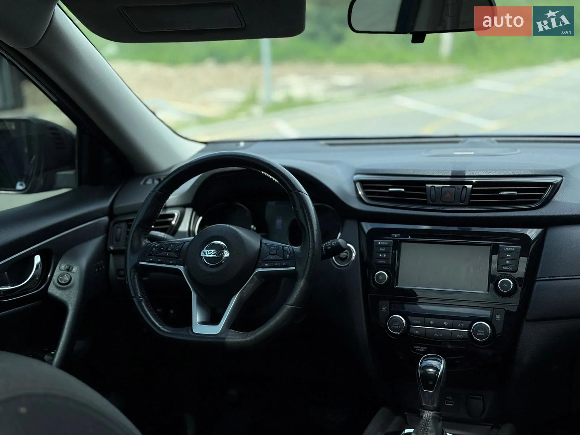 2018 Nissan Rogue - мініатюра 12