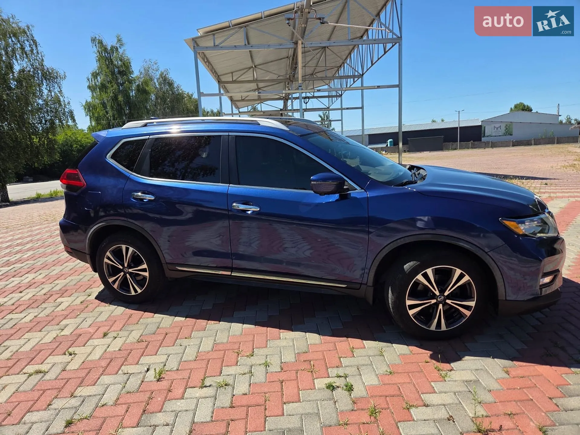 2018 Nissan Rogue - мініатюра 3