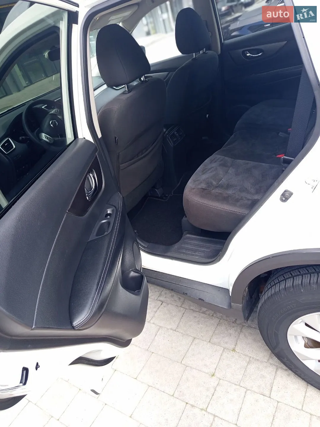 2015 Nissan Rogue - мініатюра 11