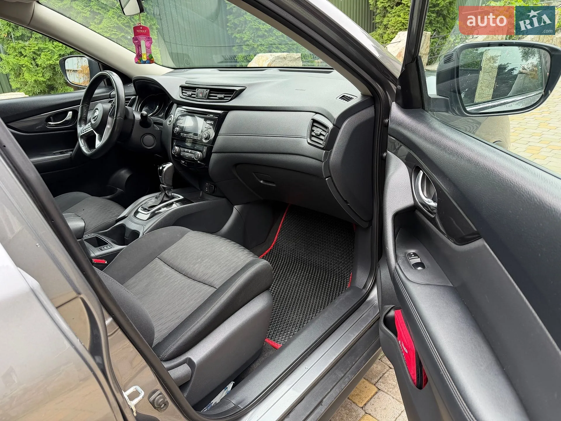 2017 Nissan Rogue - мініатюра 31