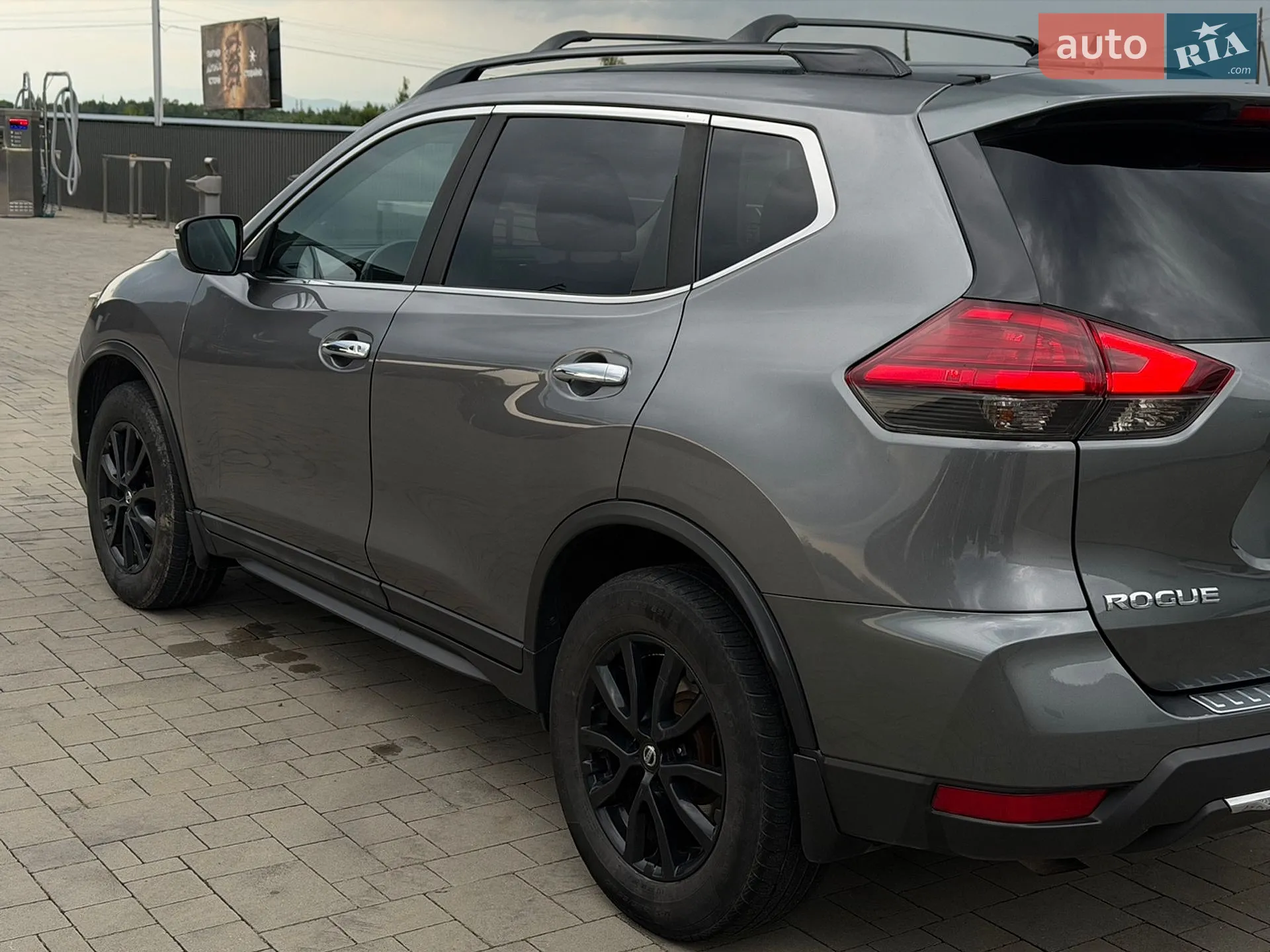 2017 Nissan Rogue - мініатюра 10