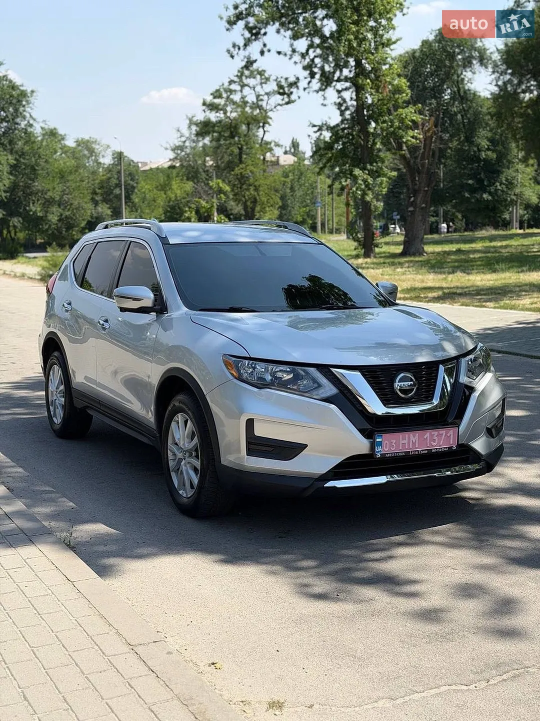 2018 Nissan Rogue - мініатюра 2