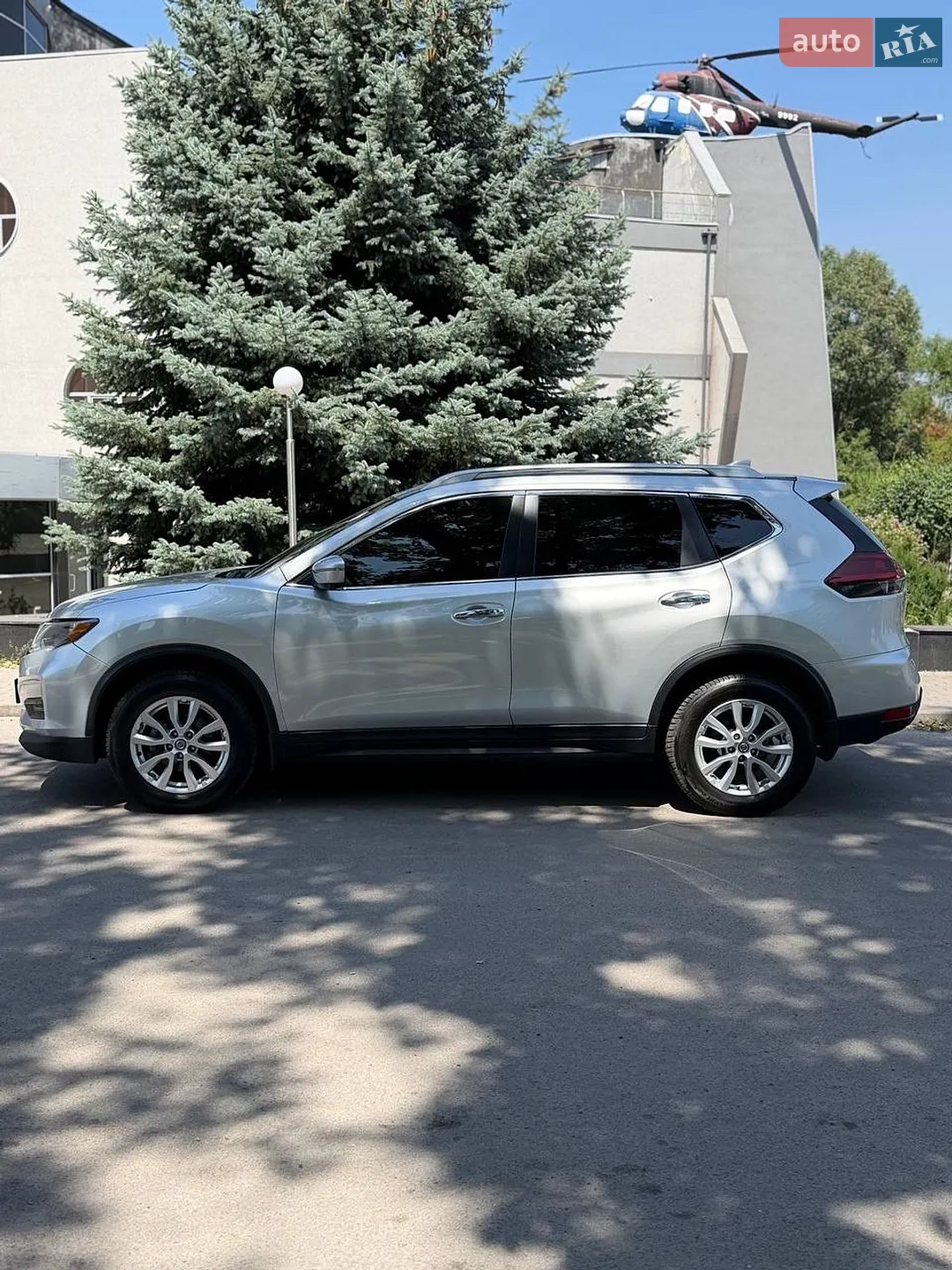 2018 Nissan Rogue - мініатюра 4