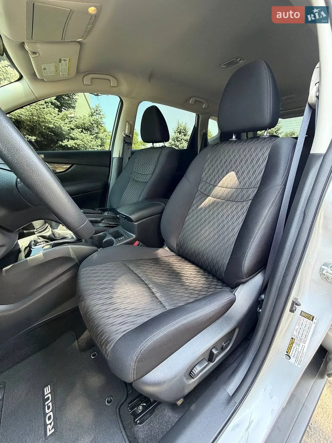 2018 Nissan Rogue - мініатюра 13