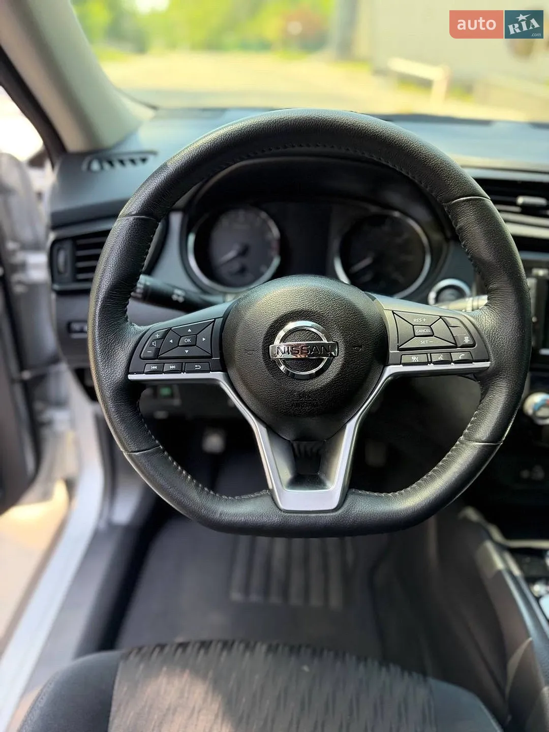 2018 Nissan Rogue - мініатюра 18
