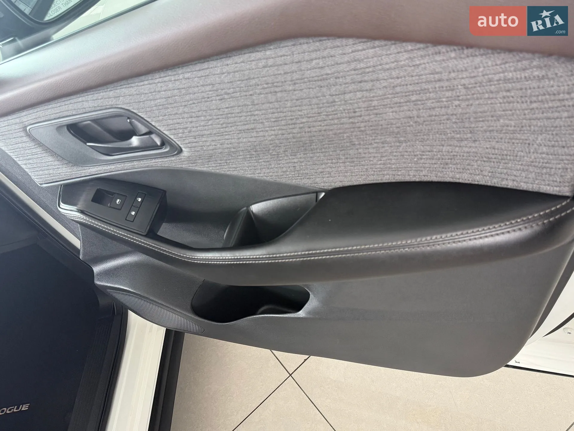 2021 Nissan Rogue - мініатюра 13