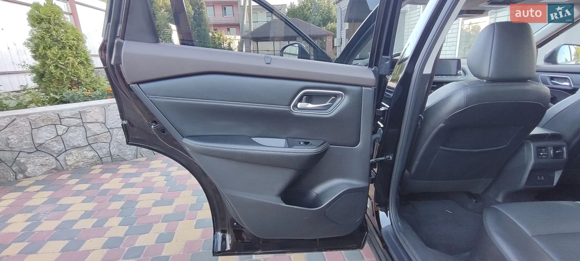 2021 Nissan Rogue - мініатюра 27