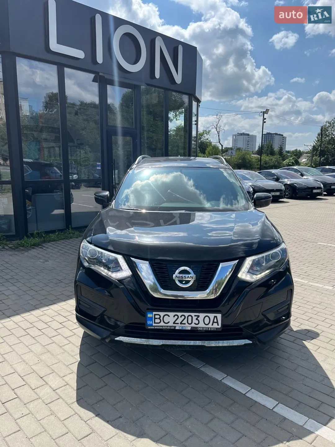 2017 Nissan Rogue - мініатюра 2