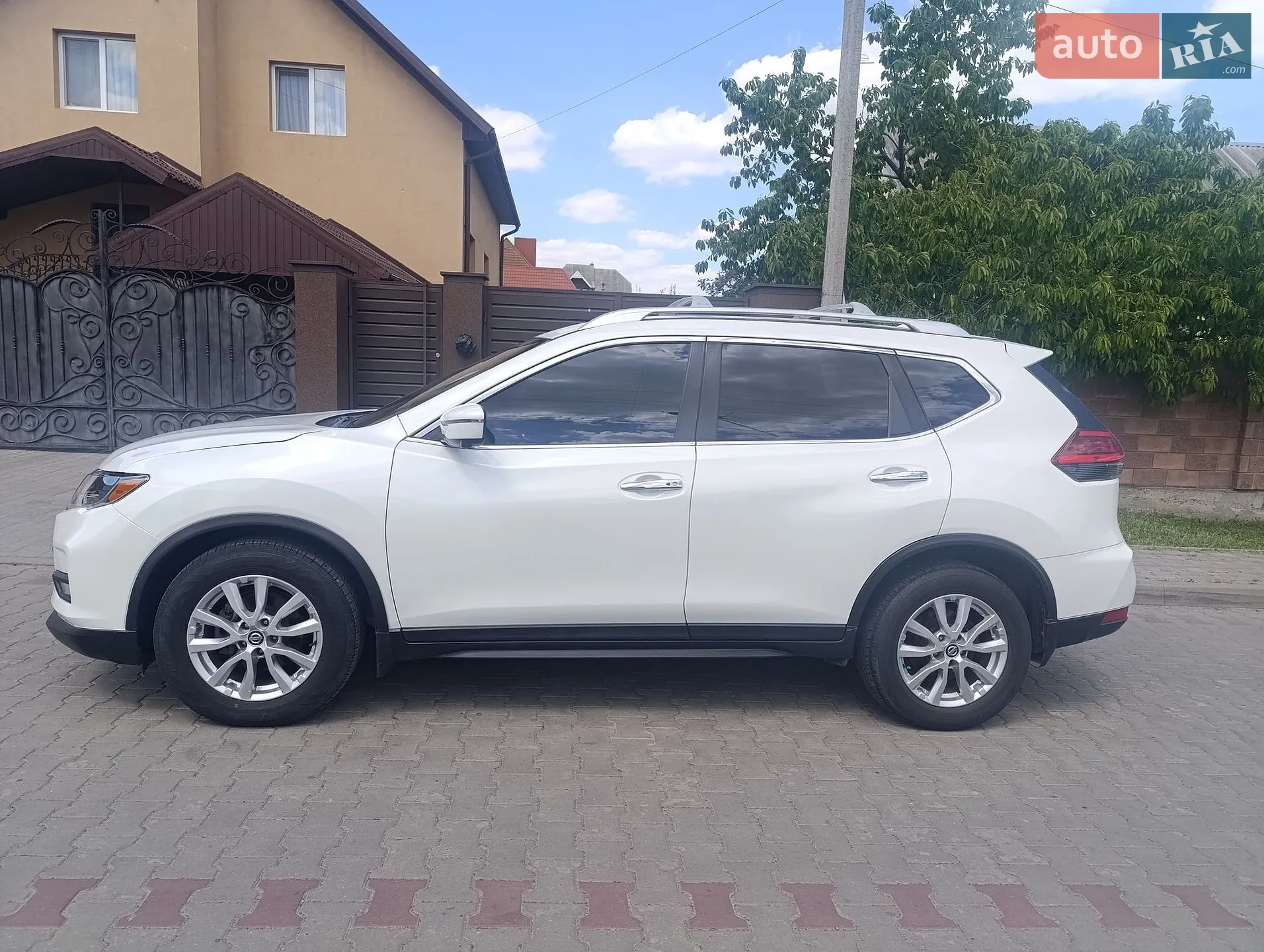 2017 Nissan Rogue - мініатюра 6